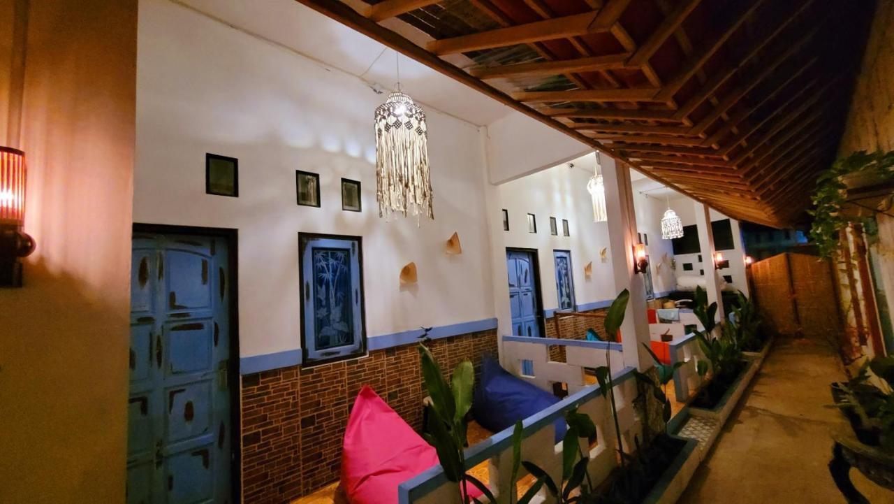 Al Kabron Inn การีมุนยาวา ภายนอก รูปภาพ