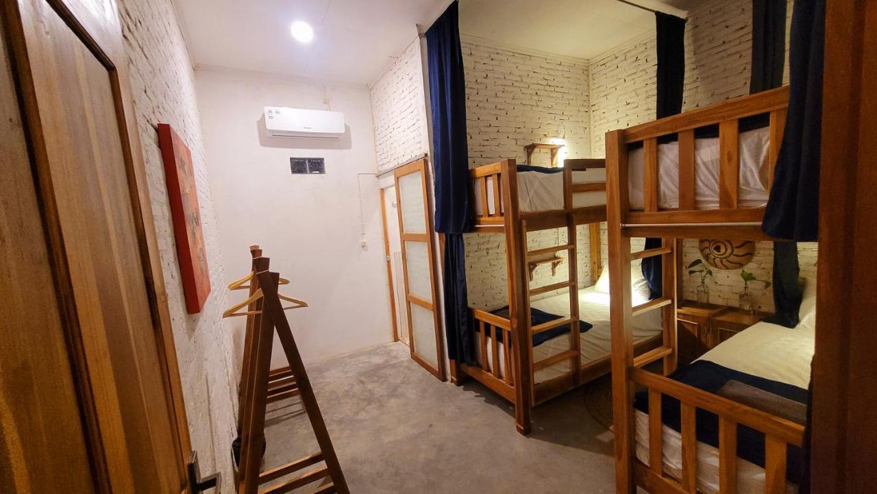 Al Kabron Inn การีมุนยาวา ภายนอก รูปภาพ